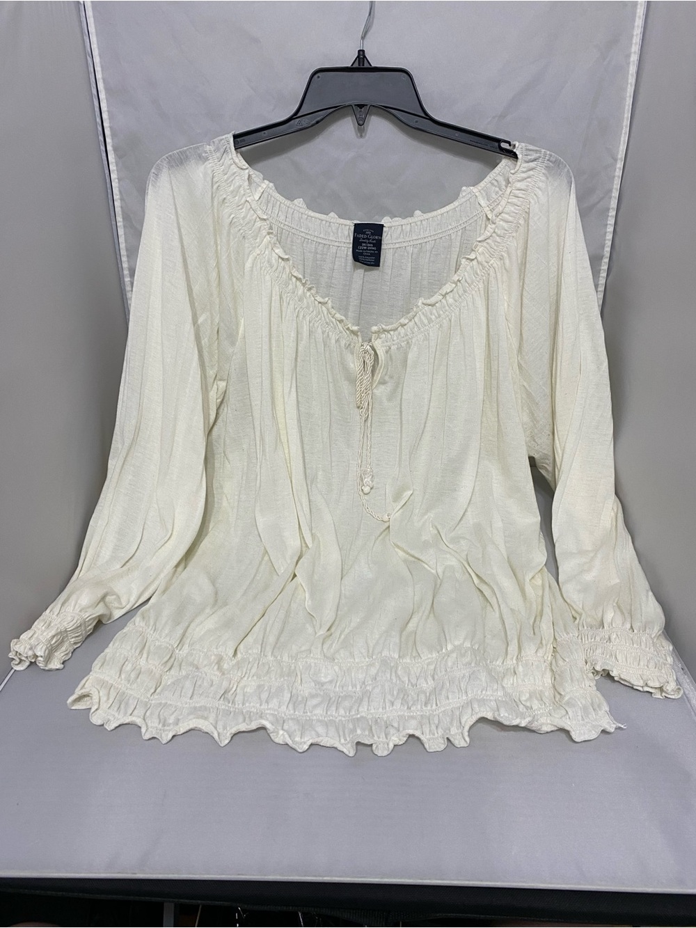 Faded Glory Cream Ruffled Peasant Blouse